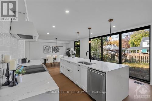 139 Winther Avenue, Ottawa, ON - Indoor Photo Showing Kitchen