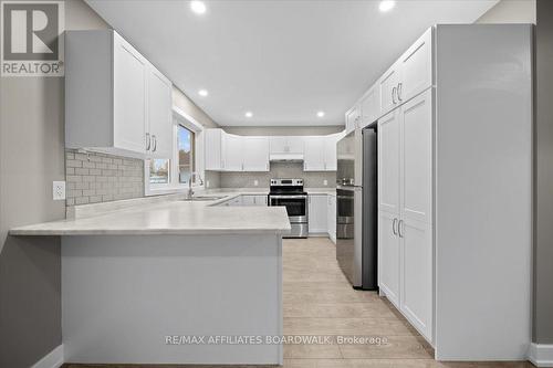 49 Halton Street, Perth, ON - Indoor Photo Showing Kitchen