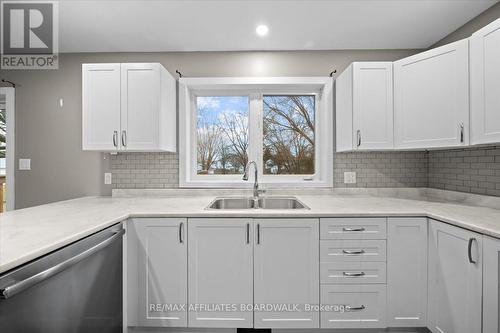 49 Halton Street, Perth, ON - Indoor Photo Showing Kitchen With Double Sink