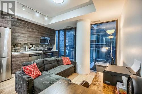 1301 - 111 Bathurst Street, Toronto, ON - Indoor