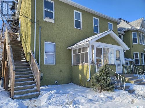 405 Ominica Street W, Moose Jaw, SK - Outdoor