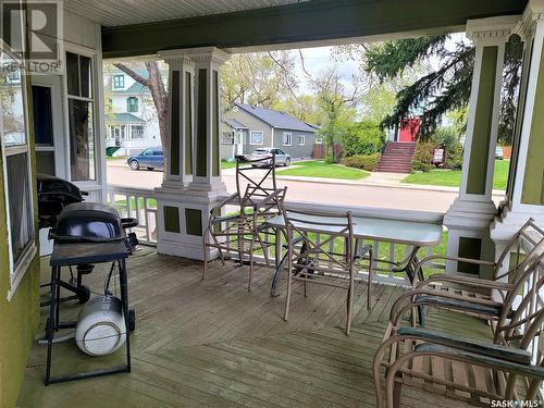 405 Ominica Street W, Moose Jaw, SK - Outdoor With Deck Patio Veranda With Exterior