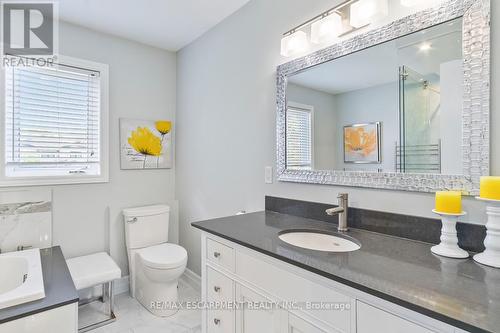 1266 Dexter Crescent, Mississauga, ON - Indoor Photo Showing Bathroom