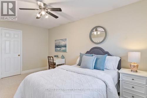 1266 Dexter Crescent, Mississauga, ON - Indoor Photo Showing Bedroom