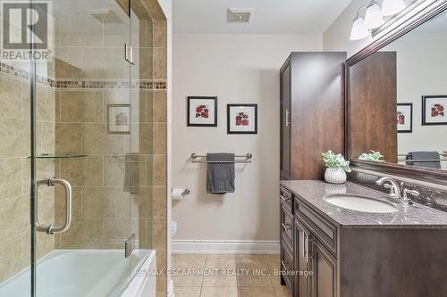 1266 Dexter Crescent, Mississauga, ON - Indoor Photo Showing Bathroom