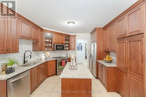 5 Saddler Avenue, Brampton, ON - Indoor Photo Showing Kitchen With Stainless Steel Kitchen