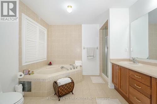 5 Saddler Avenue, Brampton, ON - Indoor Photo Showing Bathroom