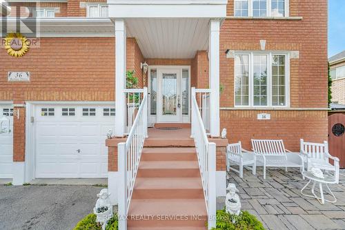 36 Berries Drive, Brampton, ON - Outdoor