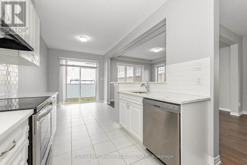 547 Catleaf Row, Ottawa, ON - Indoor Photo Showing Kitchen