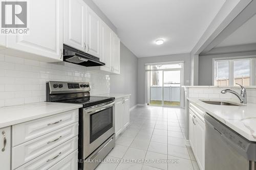 547 Catleaf Row, Ottawa, ON - Indoor Photo Showing Kitchen With Stainless Steel Kitchen