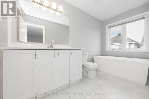 547 Catleaf Row, Ottawa, ON - Indoor Photo Showing Bathroom