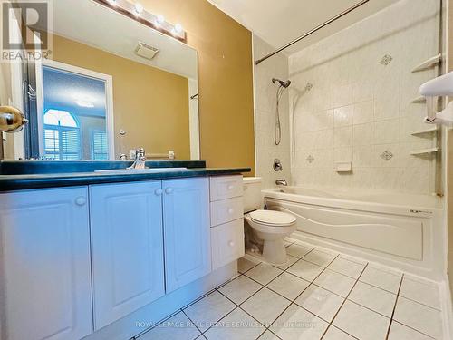 675 Madame Street, Mississauga, ON - Indoor Photo Showing Bathroom