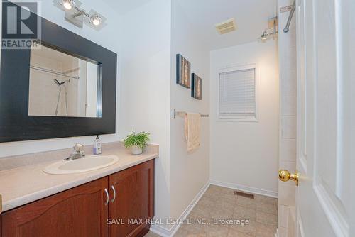 1014 Foxglove Place, Mississauga, ON - Indoor Photo Showing Bathroom