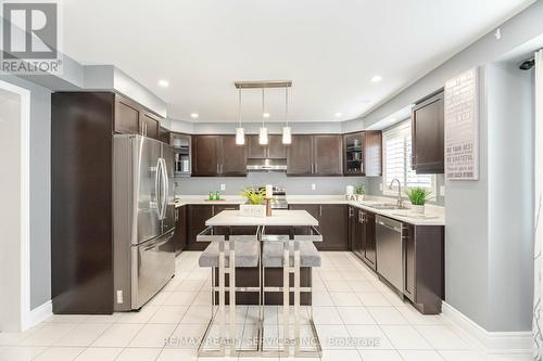 3 Ariel Road, Brampton, ON - Indoor Photo Showing Kitchen With Stainless Steel Kitchen With Upgraded Kitchen