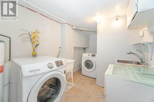 32 Hindquarter Court, Brampton, ON - Indoor Photo Showing Laundry Room