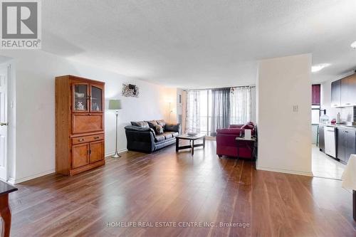 1210 - 21 Knightsbridge Road, Brampton, ON - Indoor Photo Showing Living Room