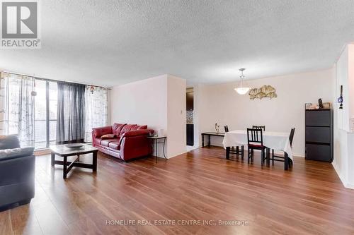 1210 - 21 Knightsbridge Road, Brampton, ON - Indoor Photo Showing Living Room