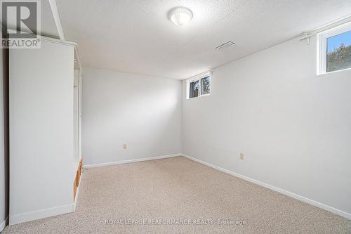 6377 St. Louis Drive, Ottawa, ON - Indoor Photo Showing Other Room