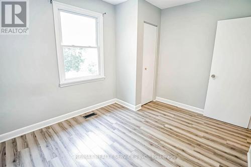 124 Mcmurchy Avenue S, Brampton, ON - Indoor Photo Showing Other Room