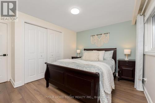 20 Faludon Drive, Halton Hills, ON - Indoor Photo Showing Bedroom