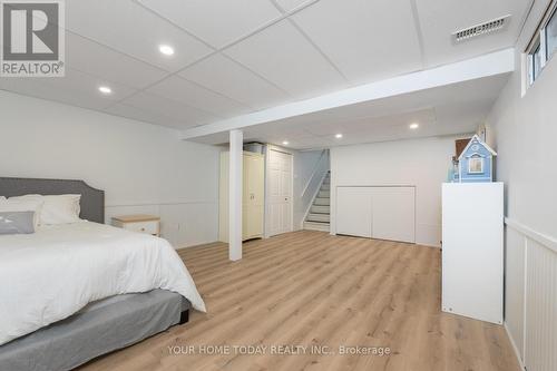 20 Faludon Drive, Halton Hills, ON - Indoor Photo Showing Bedroom