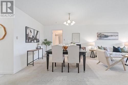 502 - 20 Mcfarlane Drive, Halton Hills, ON - Indoor Photo Showing Dining Room