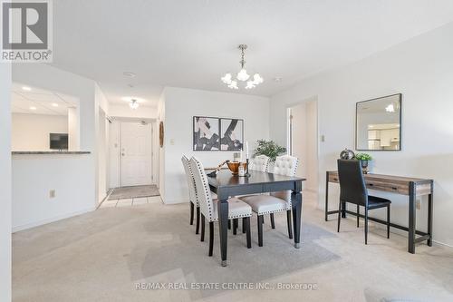 502 - 20 Mcfarlane Drive, Halton Hills, ON - Indoor Photo Showing Dining Room