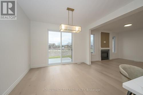 4211 Liberty Crossing, London, ON - Indoor Photo Showing Other Room