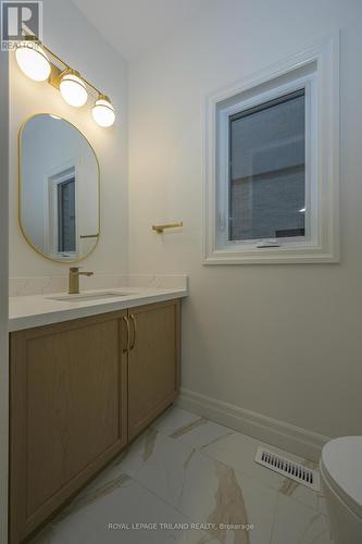 4211 Liberty Crossing, London, ON - Indoor Photo Showing Bathroom