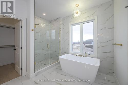 4211 Liberty Crossing, London, ON - Indoor Photo Showing Bathroom