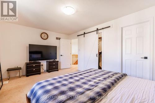 7 - 310 Southbrook Drive, Hamilton, ON - Indoor Photo Showing Bedroom