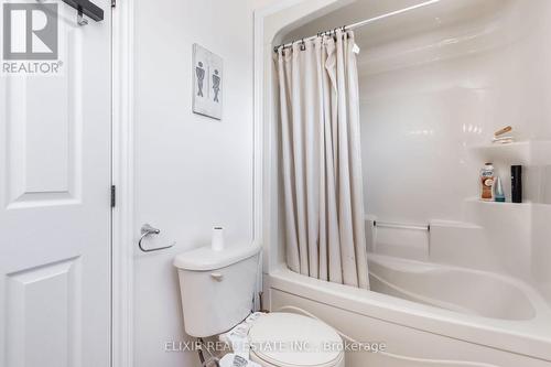 7 - 310 Southbrook Drive, Hamilton, ON - Indoor Photo Showing Bathroom