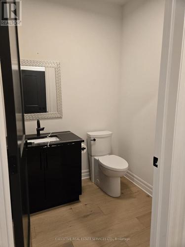 7537 Splendour Drive, Niagara Falls, ON - Indoor Photo Showing Bathroom