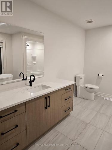 7537 Splendour Drive, Niagara Falls, ON - Indoor Photo Showing Bathroom