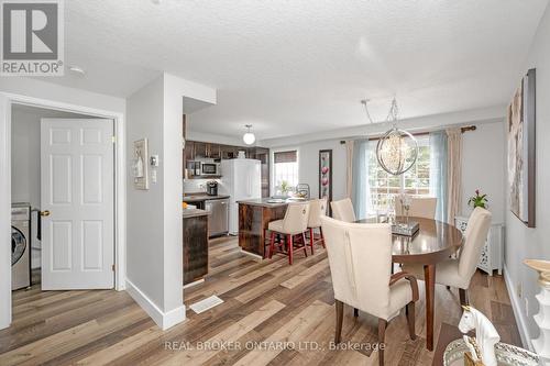 94 Rochefort Street, Kitchener, ON - Indoor Photo Showing Dining Room