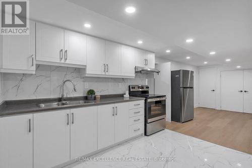 1248 Sorrel Road, London, ON - Indoor Photo Showing Kitchen With Double Sink