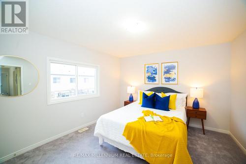 28 - 3200 Singleton Avenue, London, ON - Indoor Photo Showing Bedroom