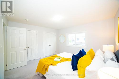 28 - 3200 Singleton Avenue, London, ON - Indoor Photo Showing Bedroom