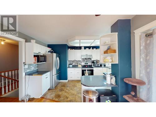 510 Dixon Street, Quesnel, BC - Indoor Photo Showing Kitchen