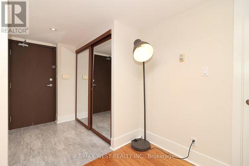 205 - 550 Queens Quay Way, Toronto, ON - Indoor Photo Showing Other Room