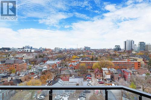 1014 - 195 Mccaul Street, Toronto, ON - Outdoor With View