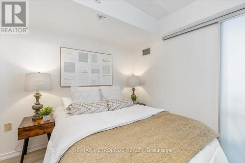 906E - 36 Lisgar Street, Toronto, ON - Indoor Photo Showing Bedroom