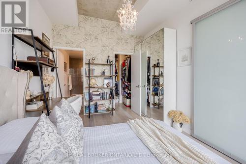 609 - 630 Kingston Road, Toronto, ON - Indoor Photo Showing Bedroom