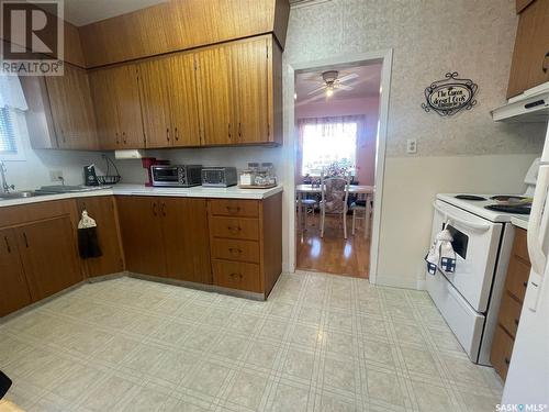 217 Maple Street, Maple Creek, SK - Indoor Photo Showing Kitchen