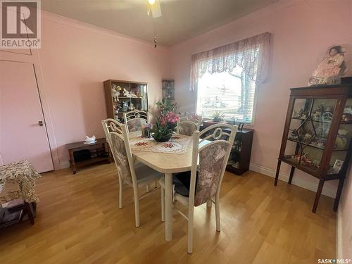 217 Maple Street, Maple Creek, SK - Indoor Photo Showing Dining Room