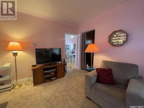 217 Maple Street, Maple Creek, SK - Indoor Photo Showing Living Room