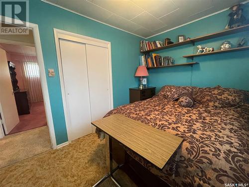 217 Maple Street, Maple Creek, SK - Indoor Photo Showing Bedroom