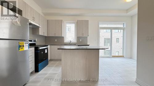 50 Quilico Road, Vaughan, ON - Indoor Photo Showing Kitchen