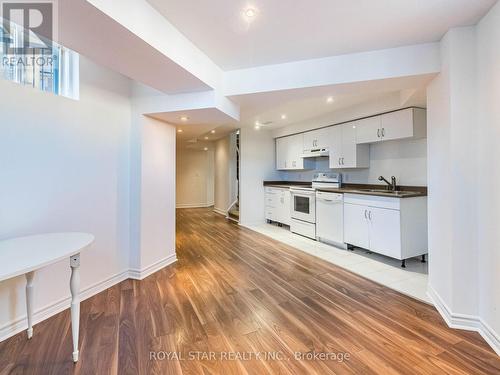 Basemnt - 2 Lourakis Street, Richmond Hill, ON - Indoor Photo Showing Kitchen