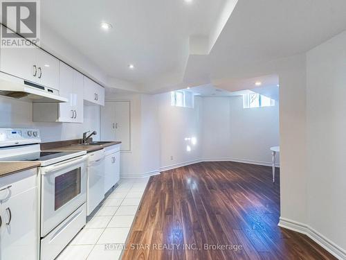 Basemnt - 2 Lourakis Street, Richmond Hill, ON - Indoor Photo Showing Kitchen